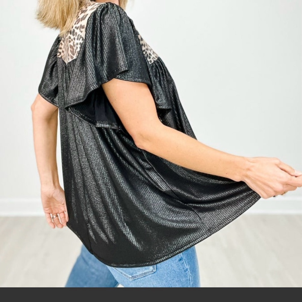 NEW! Two Toned Babydoll Blouse in Black Shimmer Animal Print accents L Black - Picture 4 of 11